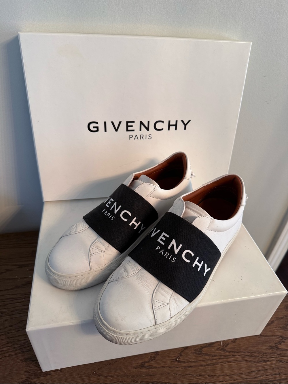 Givenchy City Sneaker